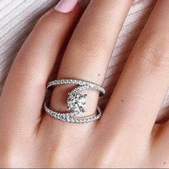 Stunning Ring - Picture 4 of 4